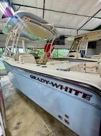 Grady-White 235 Freedom