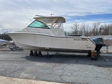 Grady-White 370 Express